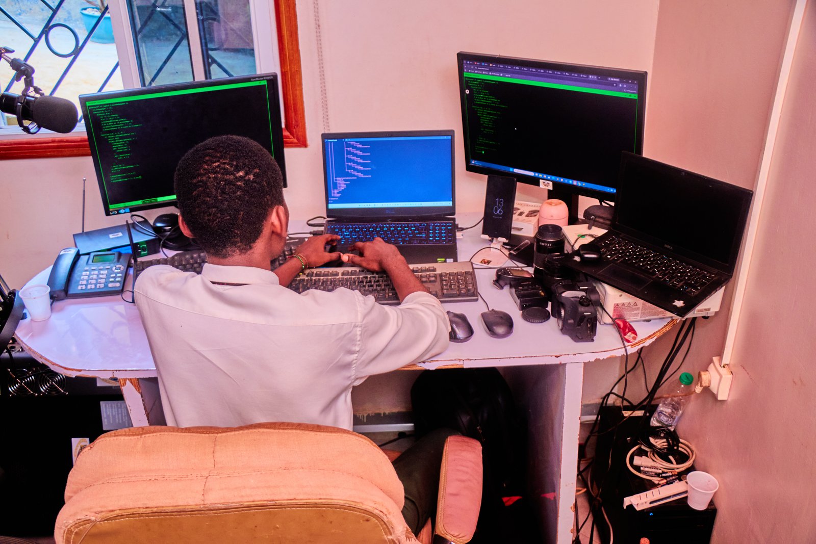 Engineering labs and workshops at MEHIT University